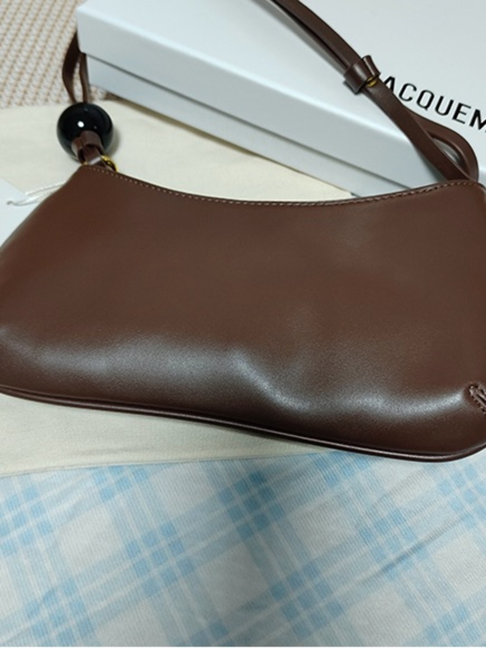Jacquemus Brown Leather Crossbody Bag with Gold Logo - Picture 3 of 5